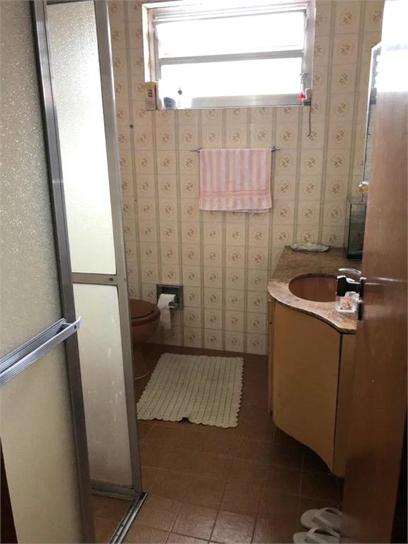 Sobrado à venda ou para alugar com 4 quartos, sendo 1 suíte, em Brooklin Paulista, São Paulo, SP