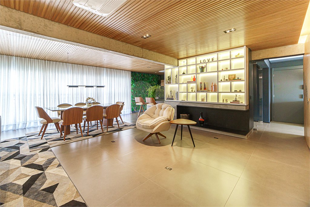 Apartamento à venda com 3 suítes em Brooklin, São Paulo, SP