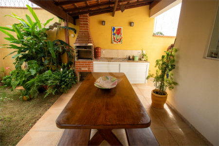 Casa à venda com 3 quartos, sendo 1 suíte, em Jardim Bela Vista, Araçariguama, SP