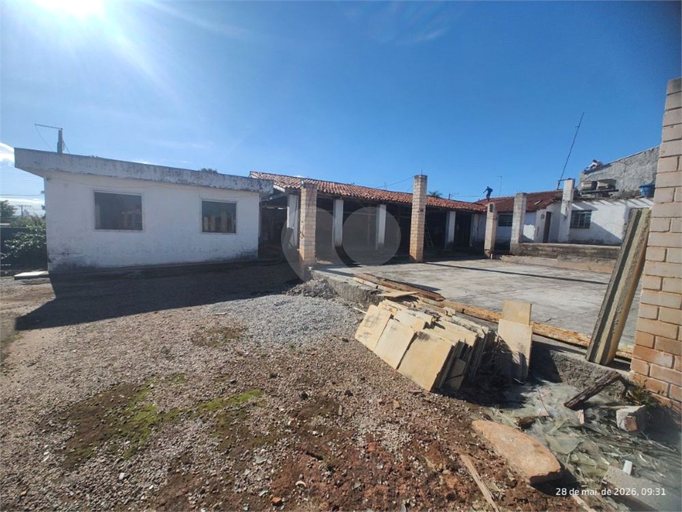 Terreno em Atibaia com 2.784 metros para construção de apartamentos ou salões comerciais, excelente localização