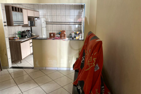 Casa Térrea à venda com 2 quartos em Vila Acoreana, Poá, SP