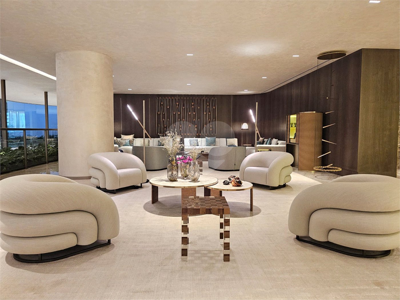 Apartamento à venda com 4 suítes em Cidade Jardim, São Paulo, SP