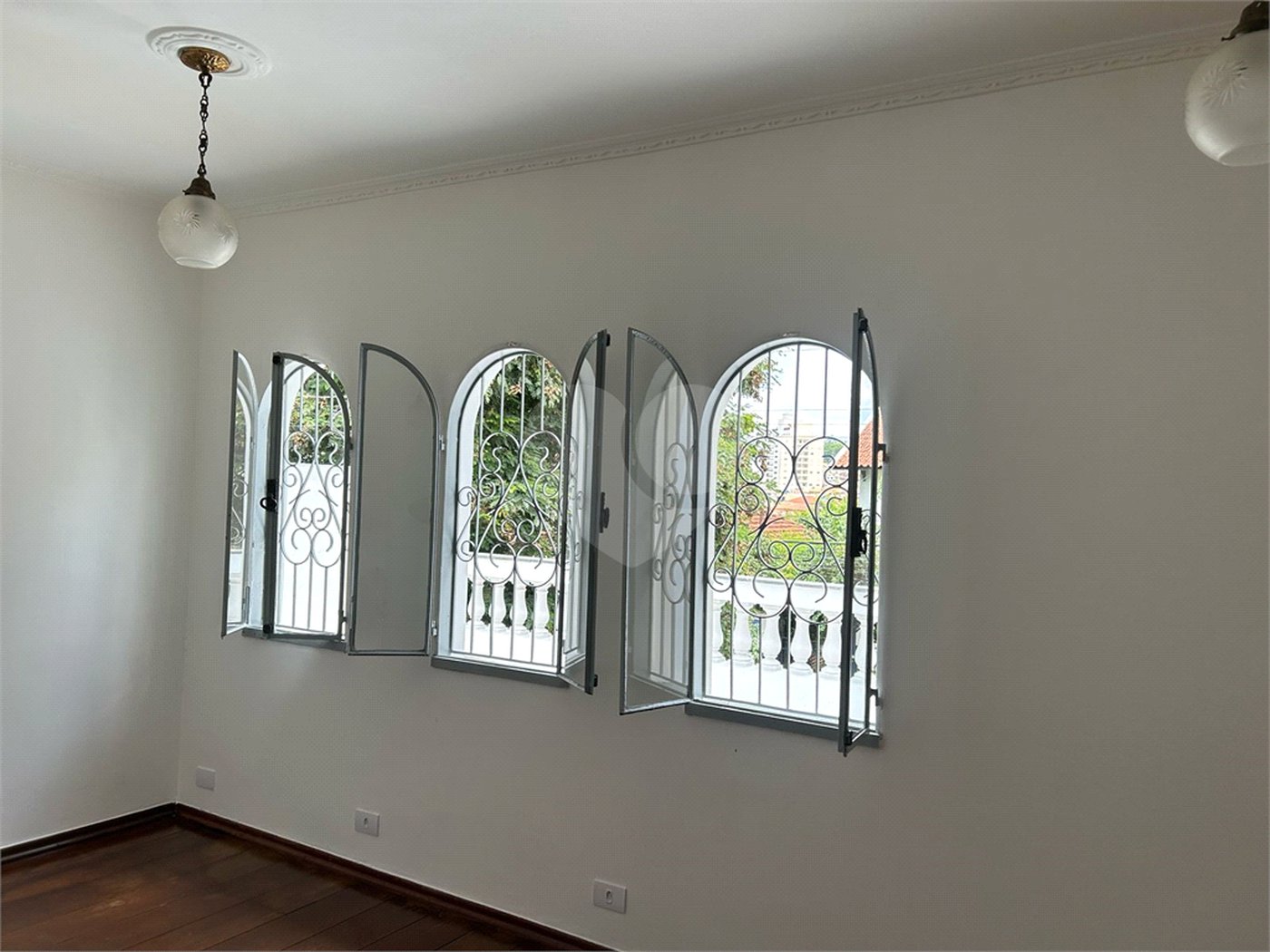 Sobrado à venda com 4 quartos, sendo 2 suítes, em Água Fria, São Paulo, SP