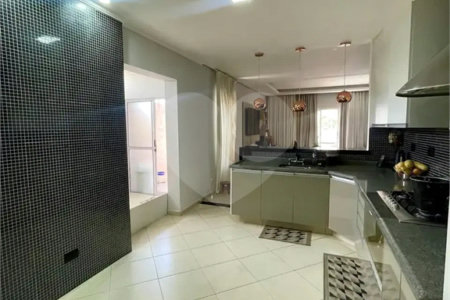 Sobrado à venda com 3 quartos, sendo 1 suíte,  em Vila Siqueira (zona Norte), São Paulo, SP
