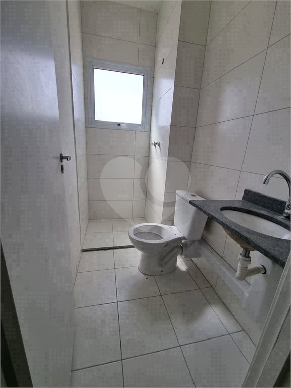 Apartamento à venda com 2 quartos, sendo 1 suíte, em Jardim Santo Antônio, Valinhos, SP