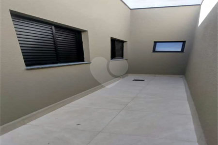 Casa à venda com 2 quartos, sendo 1 suíte, em Parque Residencial Sabiás, Indaiatuba, SP