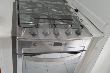 Apartamento à venda com 3 quartos, sendo 1 suíte, em Santo Amaro, São Paulo, SP