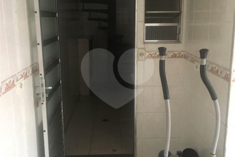 Casa à venda com 2 quartos, sendo 1 suíte, no condomínio Colibri, São Paulo - SP