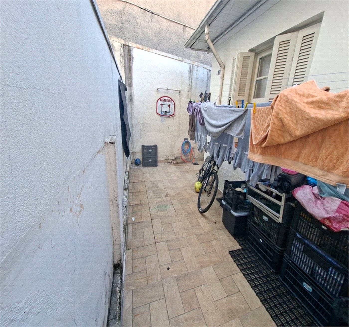Casa Térrea à venda com 5 quartos, sendo 1 suíte, em Chora Menino, São Paulo, SP