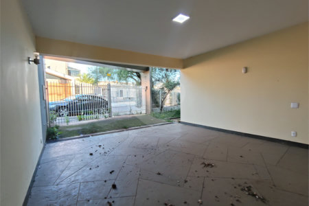 Casa à venda ou para alugar com 5 quartos, sendo 3 suítes, em Vila Maria, Itapetininga, SP