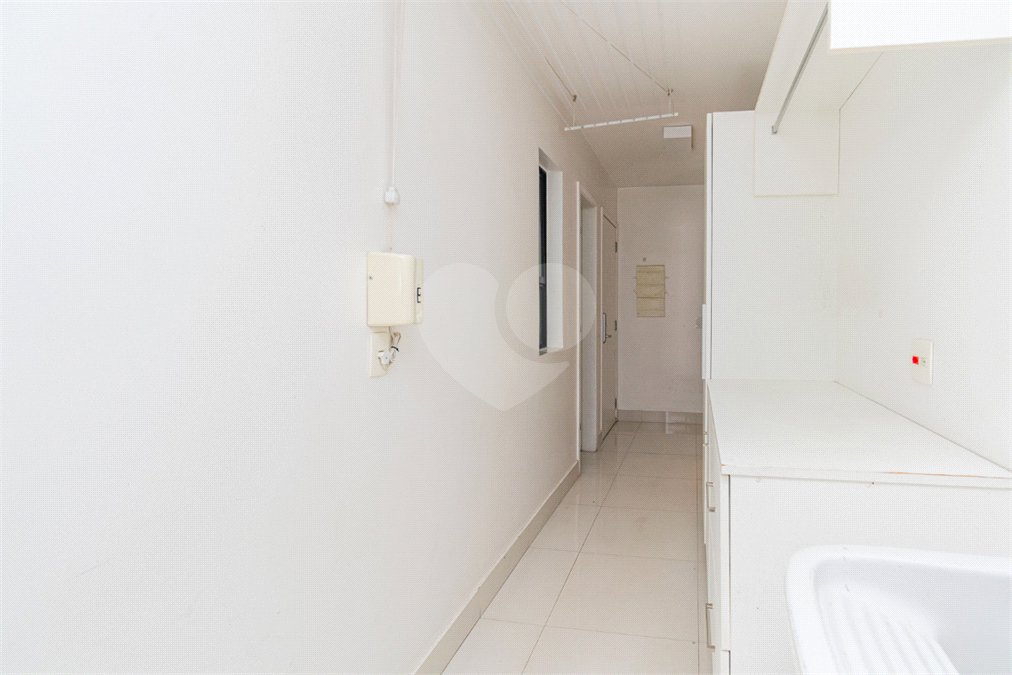 Apartamento à venda com 3 suítes em Granja Julieta, São Paulo, SP