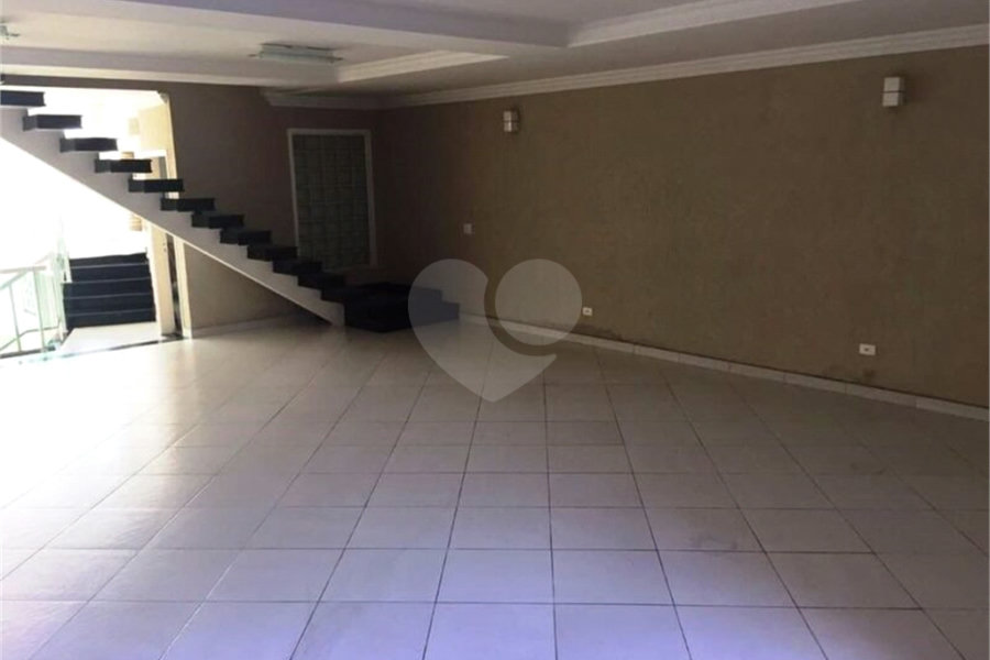 Casa à venda com 4 quartos, sendo 3 suítes, em Vila Maria, São Paulo, SP