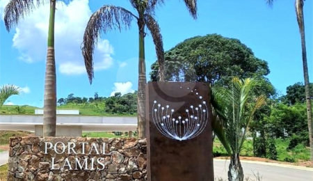 Terreno à venda no condomínio Portal Lamis I, Atibaia - SP
