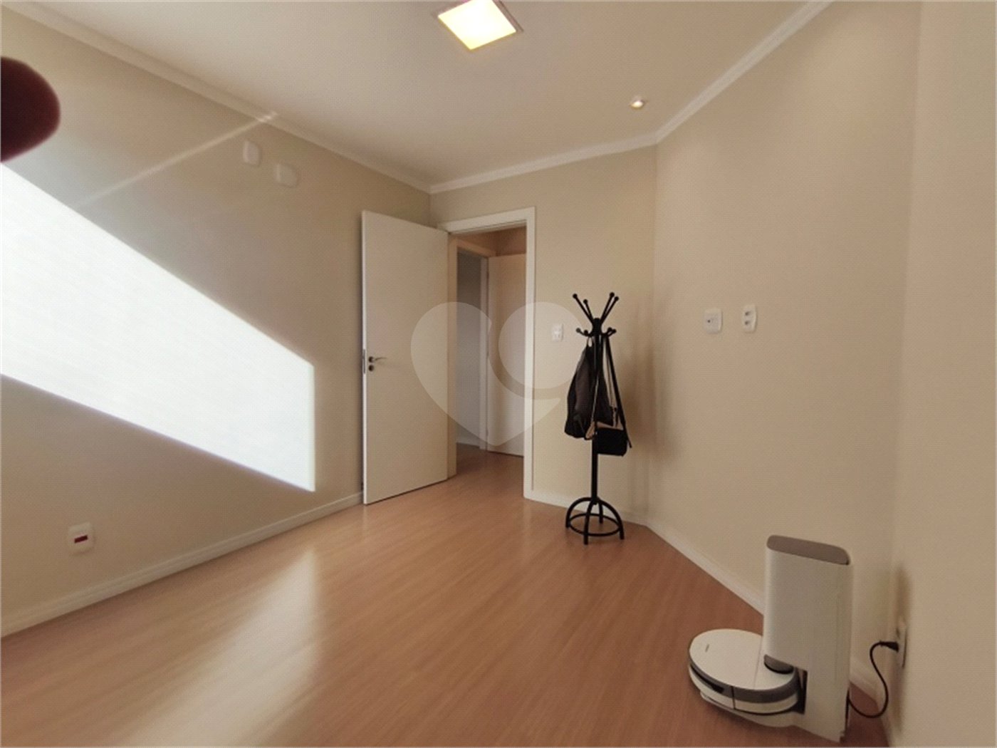 Apartamento à venda ou para alugar com 3 quartos, sendo 1 suíte, em Jardim Vera Cruz, Sorocaba, SP