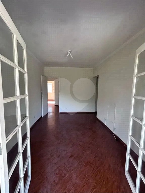 Sobrado à venda com 4 quartos, sendo 2 suítes, em Tremembé, São Paulo, SP