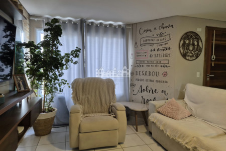 Casa à venda no Bairro Imperial – Atibaia | 2 dormitórios, suíte, 2 vagas e área gourmet