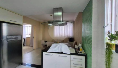 Apartamento à venda com 3 quartos, sendo 1 suíte,  em Mooca, São Paulo, SP