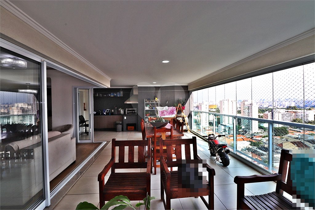 Apartamento à venda com 3 suítes em Santa Teresinha, São Paulo, SP