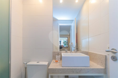 Apartamento à venda com 1 suíte em Campo Belo, São Paulo, SP