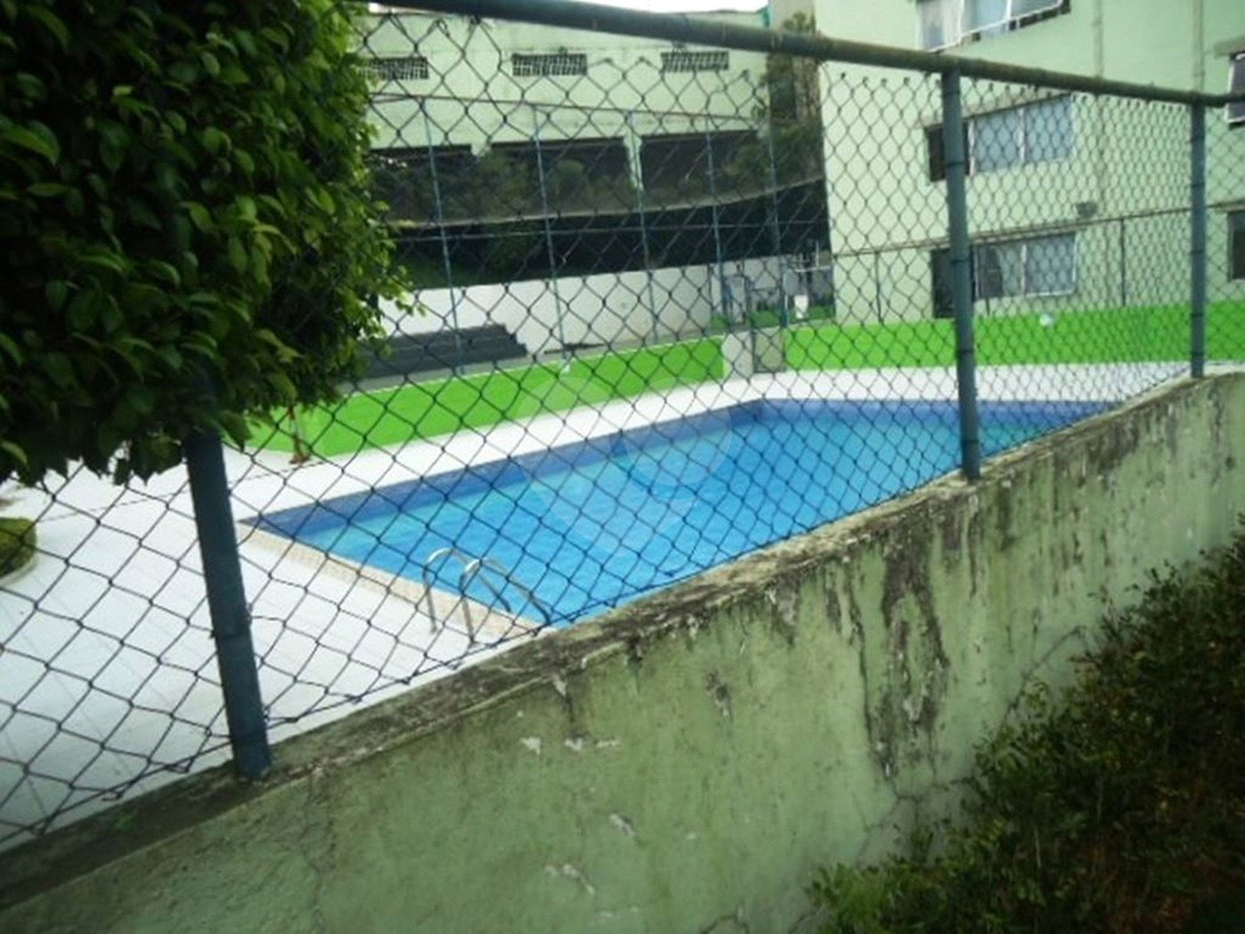 Casa à venda com 2 suítes no condomínio martinha, São Paulo - SP
