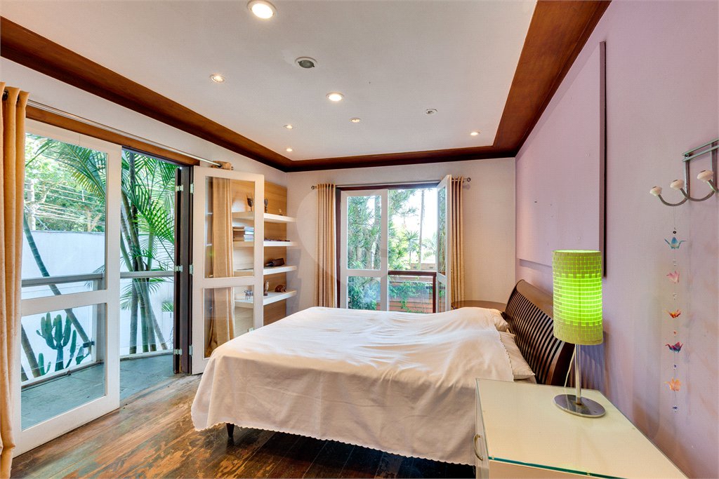 Casa à venda com 4 suítes em Alto da Boa Vista, São Paulo, SP