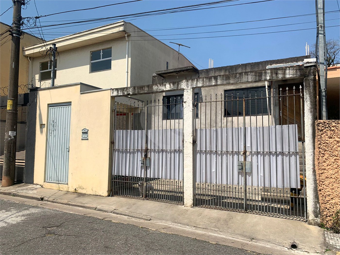 Casa à venda com 2 quartos em Vila Guedes, São Paulo, SP