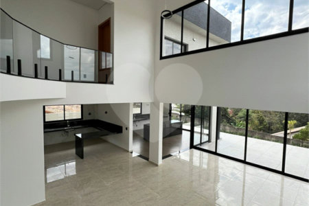 Casa à venda com 3 suítes no condomínio Spazio Design, Bragança Paulista - SP