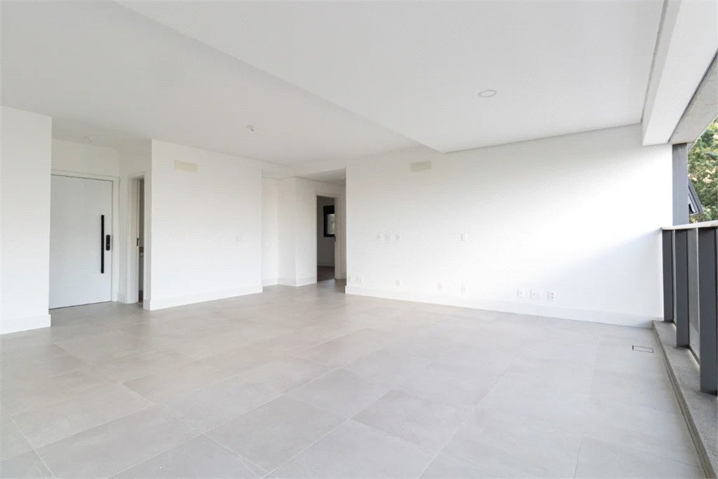 Apartamento à venda com 2 suítes em Jardim Morumbi, São Paulo, SP