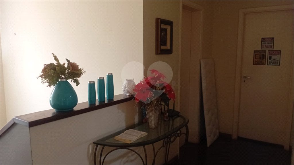 Casa à venda com 4 quartos, sendo 2 suítes, no condomínio Canamari, São Paulo - SP