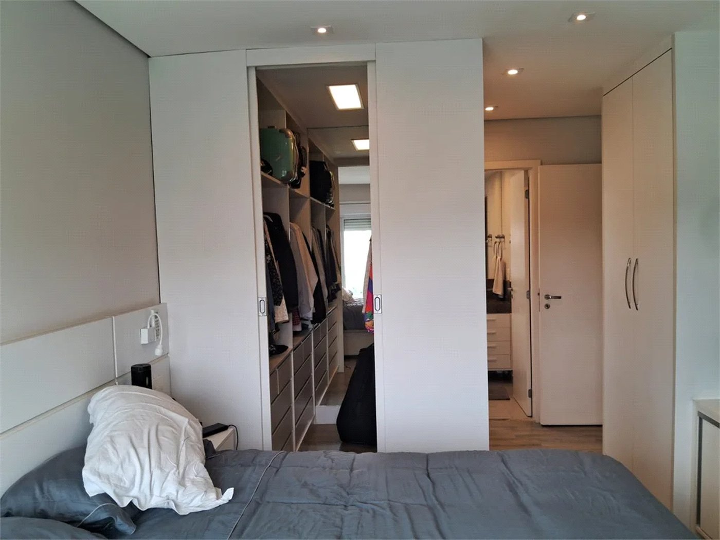 Apartamento à venda com 3 suítes em Paraíso do Morumbi, São Paulo, SP