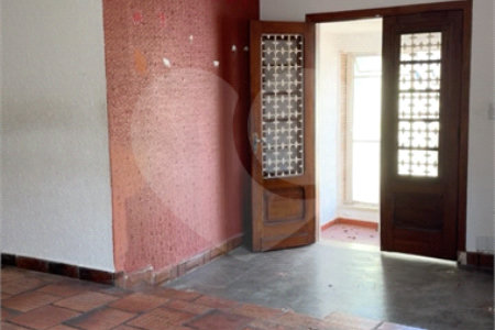 Casa Térrea à venda com 4 quartos, sendo 1 suíte, em Água Fria, São Paulo, SP