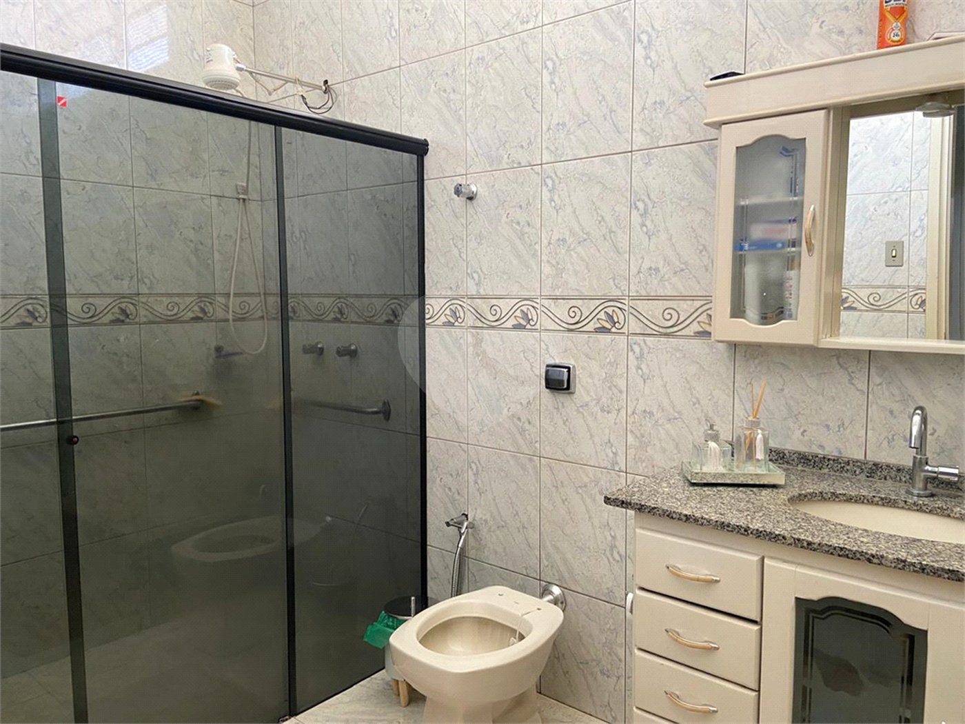 Casa à venda com 3 quartos, sendo 1 suíte, no Centro, Araraquara, SP