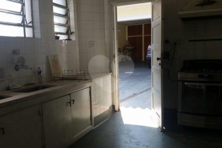 Casa à venda com 3 quartos, sendo 1 suíte, em Butantã, São Paulo, SP