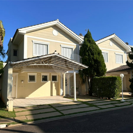 Casa à venda com 4 quartos, sendo 2 suítes, no condomínio Vila D'amalfi, Sorocaba - SP