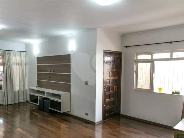 Casa Térrea à venda com 4 quartos, sendo 1 suíte,  em Tucuruvi, São Paulo, SP
