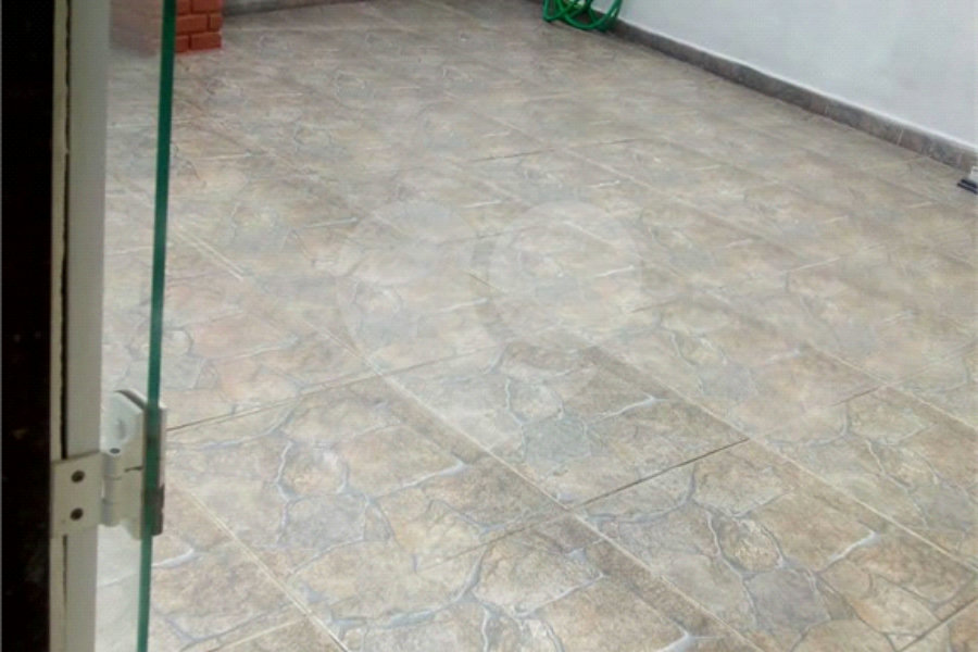 Sobrado à venda com 3 suítes em Itaquera, São Paulo, SP