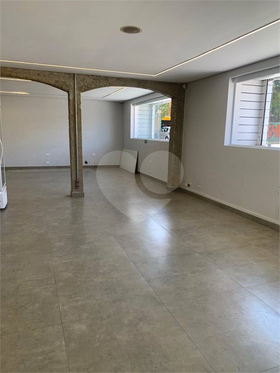 Salão à venda ou para alugar com 1 suíte, em Jardim América, Sorocaba, SP