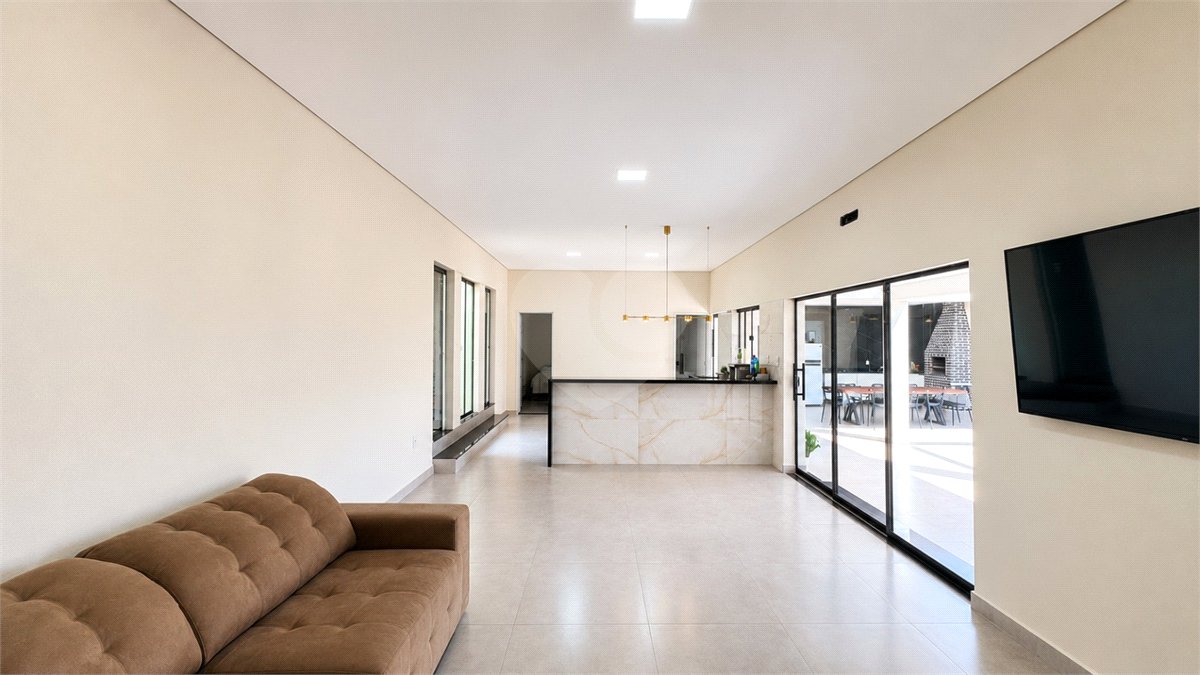 Casa Térrea à venda com 4 quartos, sendo 3 suítes, no Centro, Chapada dos Guimarães, MT