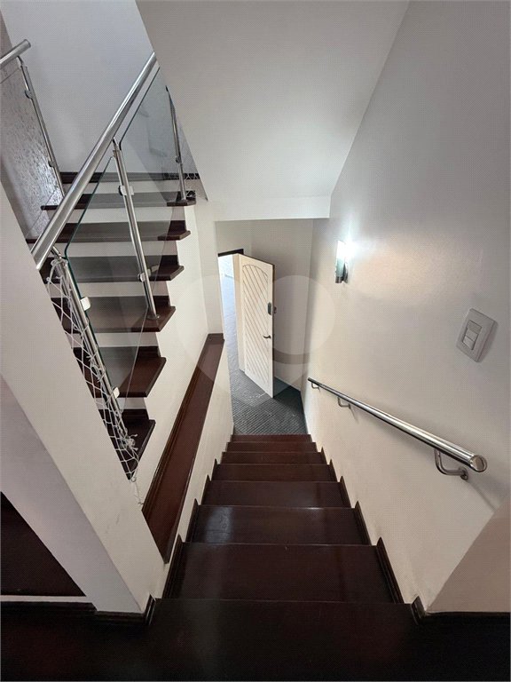 Casa à venda com 4 quartos, sendo 2 suítes,  no condomínio Arujá 5, Arujá - SP
