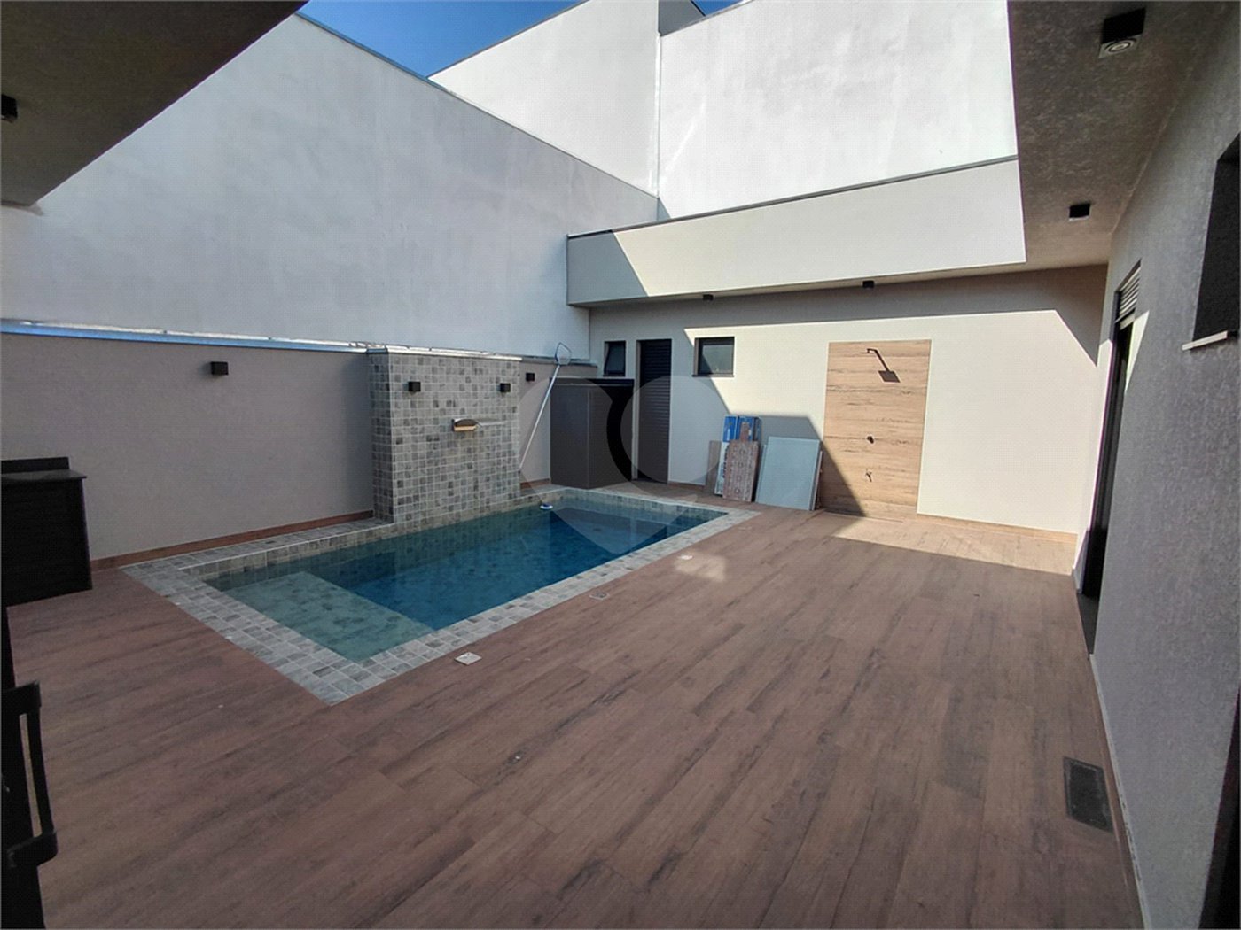 Casa à venda com 3 suítes no condomínio Residencial Milano, Indaiatuba - SP