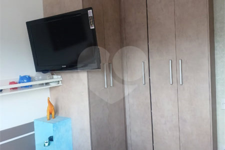 Apartamento à venda com 3 quartos, sendo 1 suíte,  em Vila Vitória, Mogi das Cruzes, SP
