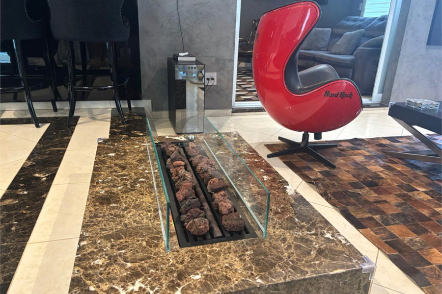 Casa à venda com 4 quartos, sendo 3 suítes, no condomínio Parque Itatiaia, Mairiporã - SP