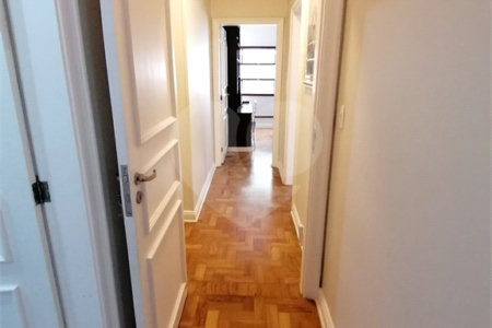 Apartamento à venda com 3 quartos, sendo 1 suíte, em Jardim Paulista, São Paulo, SP