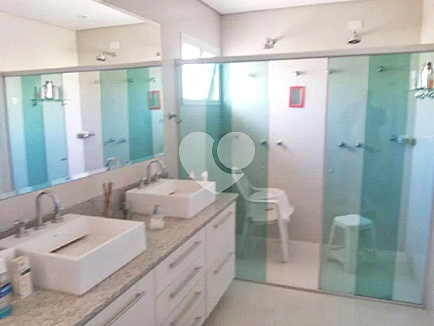 Casa à venda com 4 quartos, sendo 3 suítes, em Santana, São Paulo, SP