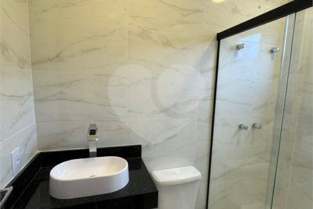 Casa à venda com 5 quartos, sendo 4 suítes, no condomínio Grand Park, Rio de Janeiro - RJ