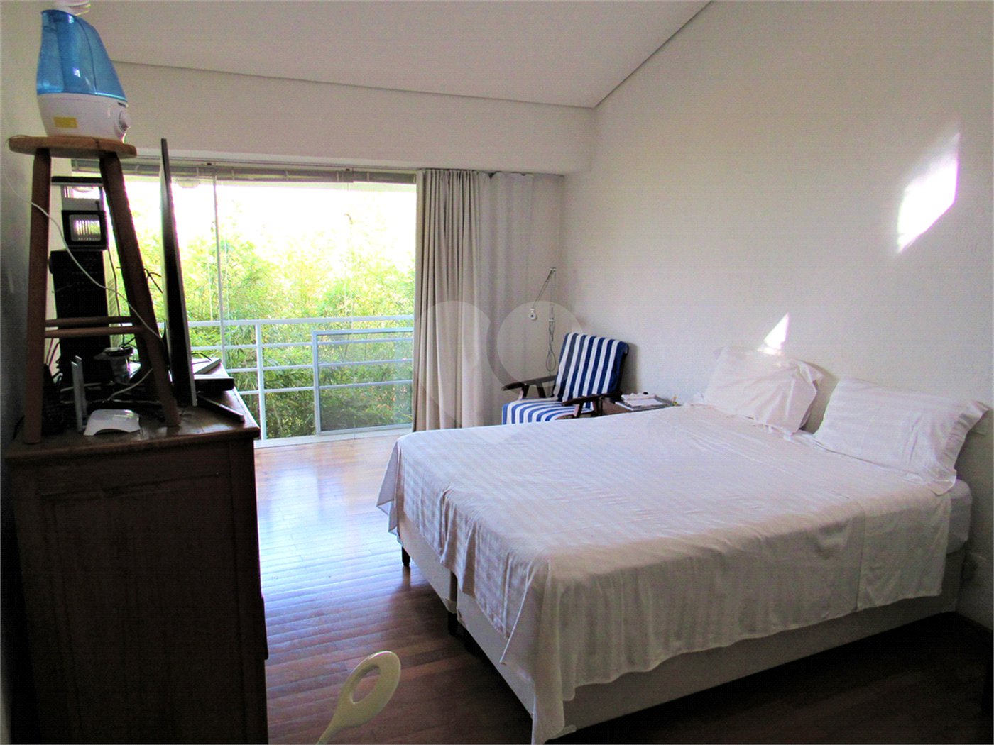 Casa à venda com 3 quartos, sendo 1 suíte, em Guarapiranga, São Paulo, SP