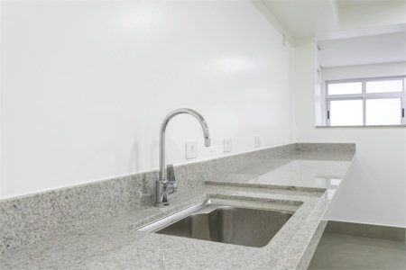 Apartamento à venda com 4 quartos, sendo 2 suítes,  em Bela Vista, São Paulo, SP