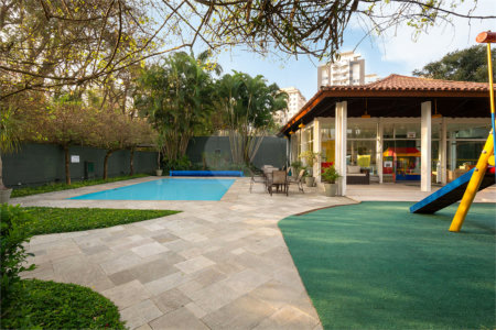 Apartamento à venda com 4 suítes em Jardim Marajoara, São Paulo, SP