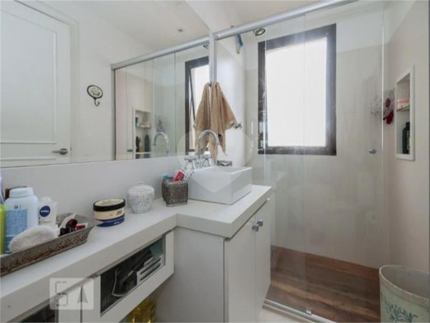 Apartamento à venda ou para alugar com 3 suítes em Jardim Fonte do Morumbi, São Paulo, SP