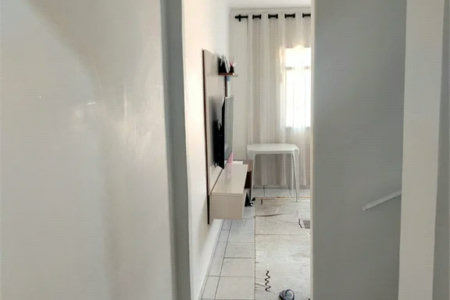 Sobrado à venda com 2 quartos em Jardim Santa Rosa, Taboão da Serra, SP